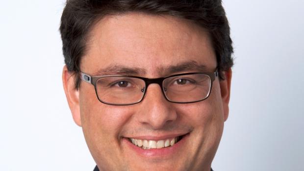 Avnet y Juniper, 10 años